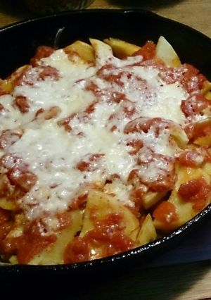 フライパンで簡単ポテトとトマトの重ね焼き-レシピのメイン写真