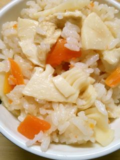 白だしで*゜ 簡単 美味しい! 筍ご飯♪-レシピのメイン写真