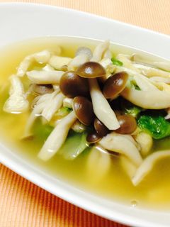 簡単すぎる♬レタスと油揚げのスープ-レシピのメイン写真