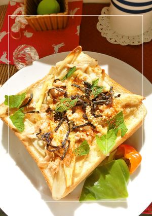 ツナごぼうの胡麻塩昆布和トースト-レシピのメイン写真