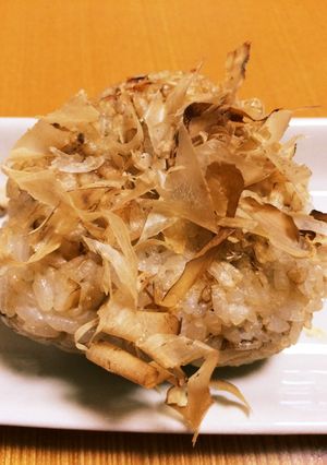 居酒屋さんの焼きおにぎり-レシピのメイン写真
