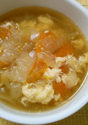 ランチに＊ 玉ねぎ 人参 卵の スープ♪-レシピのメイン写真