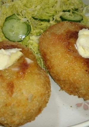 昨夜の肉じゃがリメイク♪肉じゃがコロッケ-レシピのメイン写真