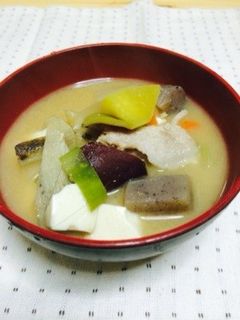 うちの豚汁はさつまいも入り〜♬-レシピのメイン写真