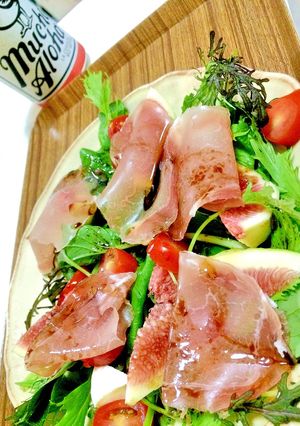 イチジクと生ハムとチーズのサラダ-レシピのメイン写真
