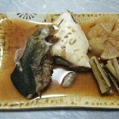 รูปของ 甘さ控え目！黒酢でコク増しぶり大根♪