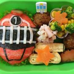 รูปของ キャラ弁★トッキュウ1号簡単なのにリアル
