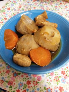 簡単☆里芋と鶏肉の煮物(・∀・)-レシピのメイン写真