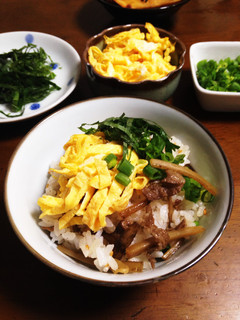 新米で!!牛肉とごぼうの混ぜご飯-レシピのメイン写真