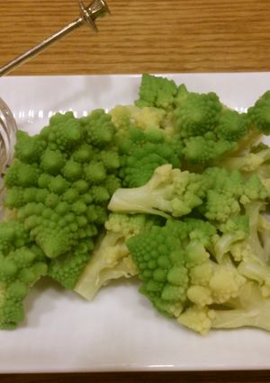 うずまきブロッコリーの味噌マヨ和え-レシピのメイン写真