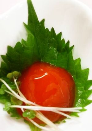 出汁入り味噌で簡単卵黄の味噌漬け♪-レシピのメイン写真