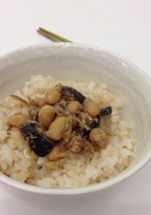 旨味たっぷり☆煮干しと干し椎茸の大豆味噌-レシピのメイン写真