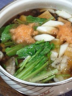揚げたらと揚げ餅の鍋 紅葉飾り-レシピのメイン写真