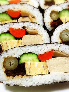 具だくさんな田舎巻き(恵方巻き・太巻き)-レシピのメイン写真