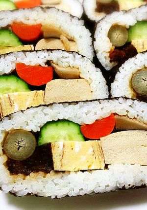 具だくさんな田舎巻き(恵方巻き・太巻き)-レシピのメイン写真