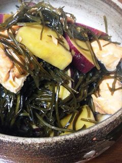 秋満喫☆秋鮭とさつまいもの昆布煮-レシピのメイン写真