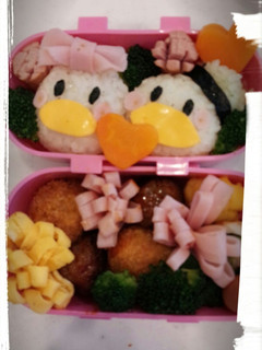 初めてのキャラ弁♪ドナルドとデイジー。-レシピのメイン写真