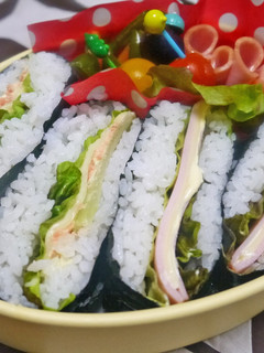 おにぎらず鮭フレークの巻-レシピのメイン写真