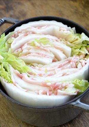 白菜“新はやぶさ”と豚肉のミルフィーユ鍋-レシピのメイン写真