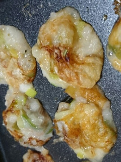 山芋とネギで、たこ焼き風-レシピのメイン写真
