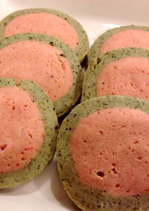 卵、BP不使用★よもぎと苺の春色クッキー-レシピのメイン写真