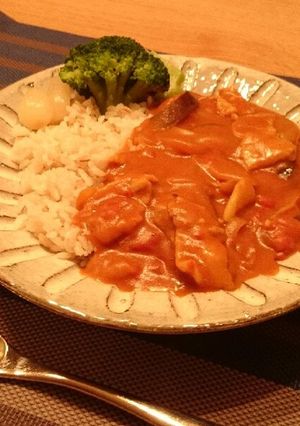ホールトマト入り☆簡単クリーミーカレー-レシピのメイン写真
