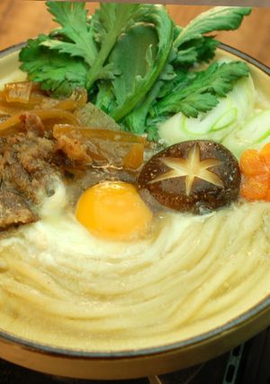 ボリュームたっぷり♪牛鍋焼きうどん-レシピのメイン写真
