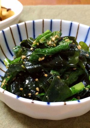 簡単◎カブの葉とワカメの蜂蜜醤油和え-レシピのメイン写真