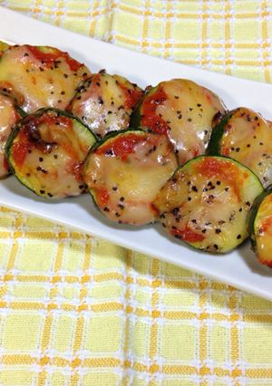 簡単!イタリア~ンなズッキーニ♪-レシピのメイン写真
