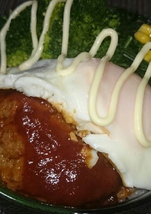 がっつり！ハンバーグでロコモコ丼-レシピのメイン写真
