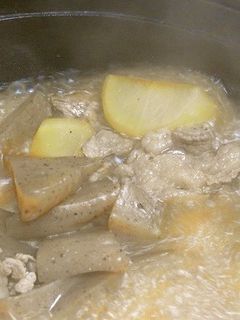大根とコンニャクとすじ肉の炊いたん-レシピのメイン写真