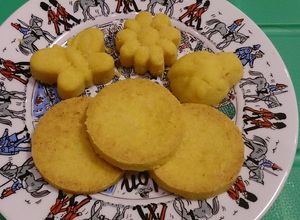 米粉とトウモロコシ粉の型押しクッキー☆-レシピのメイン写真