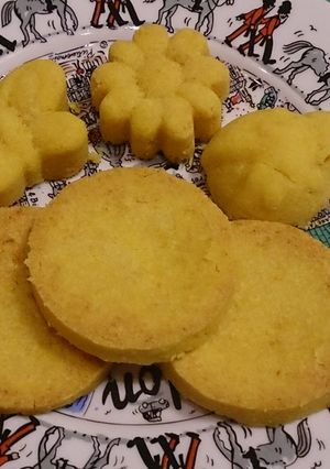 米粉とトウモロコシ粉の型押しクッキー☆-レシピのメイン写真