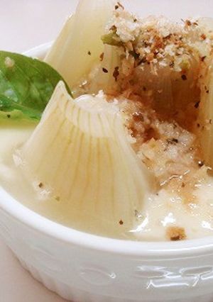 まるごと玉ねぎのココットカマン-レシピのメイン写真