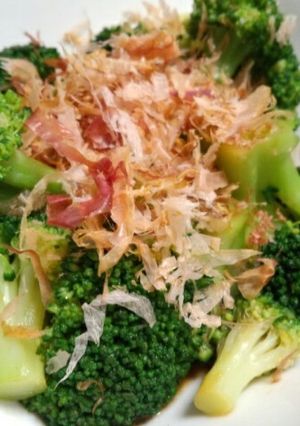 ブロッコリーのからし(わさび)醤油和え-レシピのメイン写真