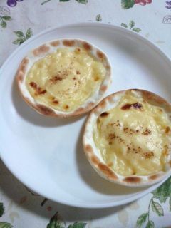 ミニピザ〈カスタード〉-レシピのメイン写真