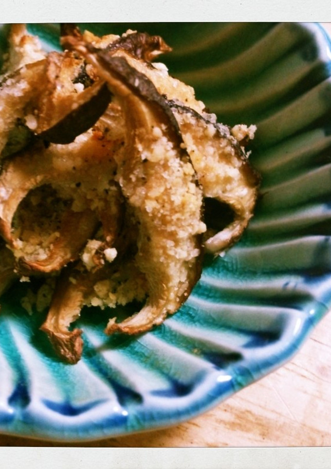 おつまみ♪椎茸の粉チーズ焼き♪-レシピのメイン写真