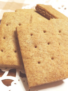 材料3つ♬全粒粉とはちみつのクッキー。*-レシピのメイン写真