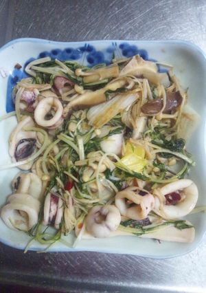 ２月５日晩飯【イカの酢味噌炒め】-レシピのメイン写真