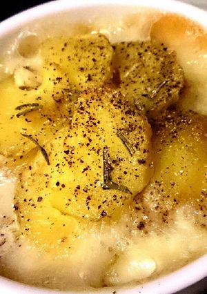 おじゃがとローズマリーのココットカマン♪-レシピのメイン写真