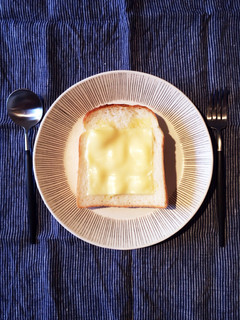 はちみつチーズトースト-レシピのメイン写真