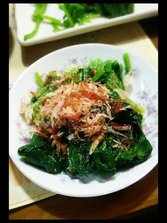 あっという間にほうれん草のお浸しよん♪-レシピのメイン写真