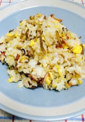 シャキシャキ美味しい♬きんぴら炒飯-レシピのメイン写真