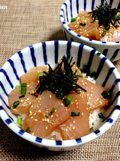 【 我が家の簡単♪まぐろの漬け丼 】-レシピのメイン写真