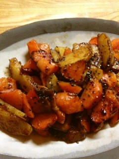 ご飯が進む!節約ジャガイモと人参甘辛炒め-レシピのメイン写真