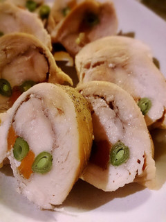 節約おかず♡鶏胸肉のしっとりチキンロール-レシピのメイン写真