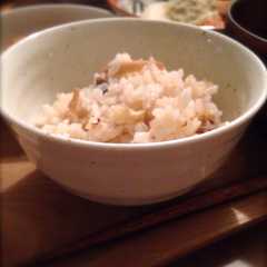 รูปของ 簡単きのこの炊き込みご飯