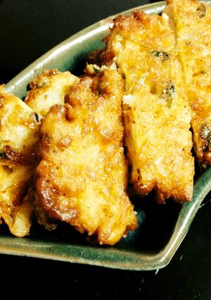 豆苗と玉ねぎの〜ふわふわっカリカリ揚げ♩-レシピのメイン写真