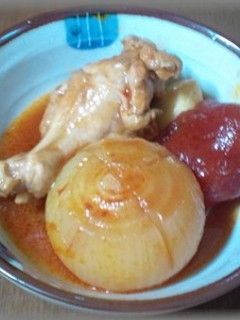 玉ねぎと鶏手羽元・トマトの赤ワイン煮-レシピのメイン写真