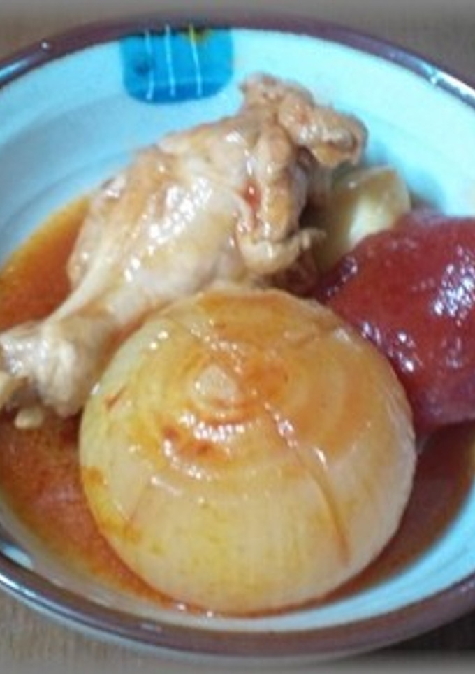 玉ねぎと鶏手羽元・トマトの赤ワイン煮-レシピのメイン写真